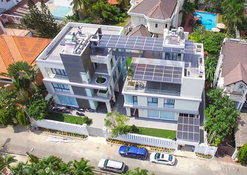 Việt Nam đã ban hành nhiều chính sách phát triển về điện mặt trời mà mới đây nhất là Quyết định số 11 của Thủ tướng Chính phủ.