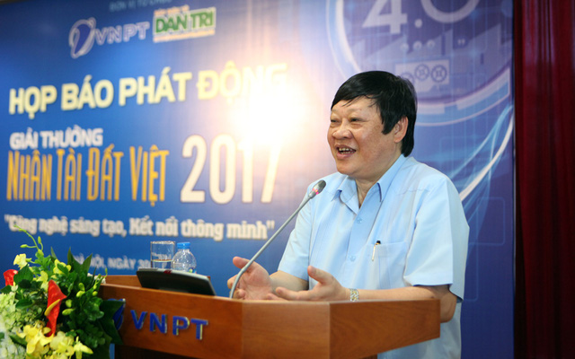 Đại diện Ban tổ chức giải đáp chi tiết các thắc mắc của các cơ quan thông tấn báo chí.